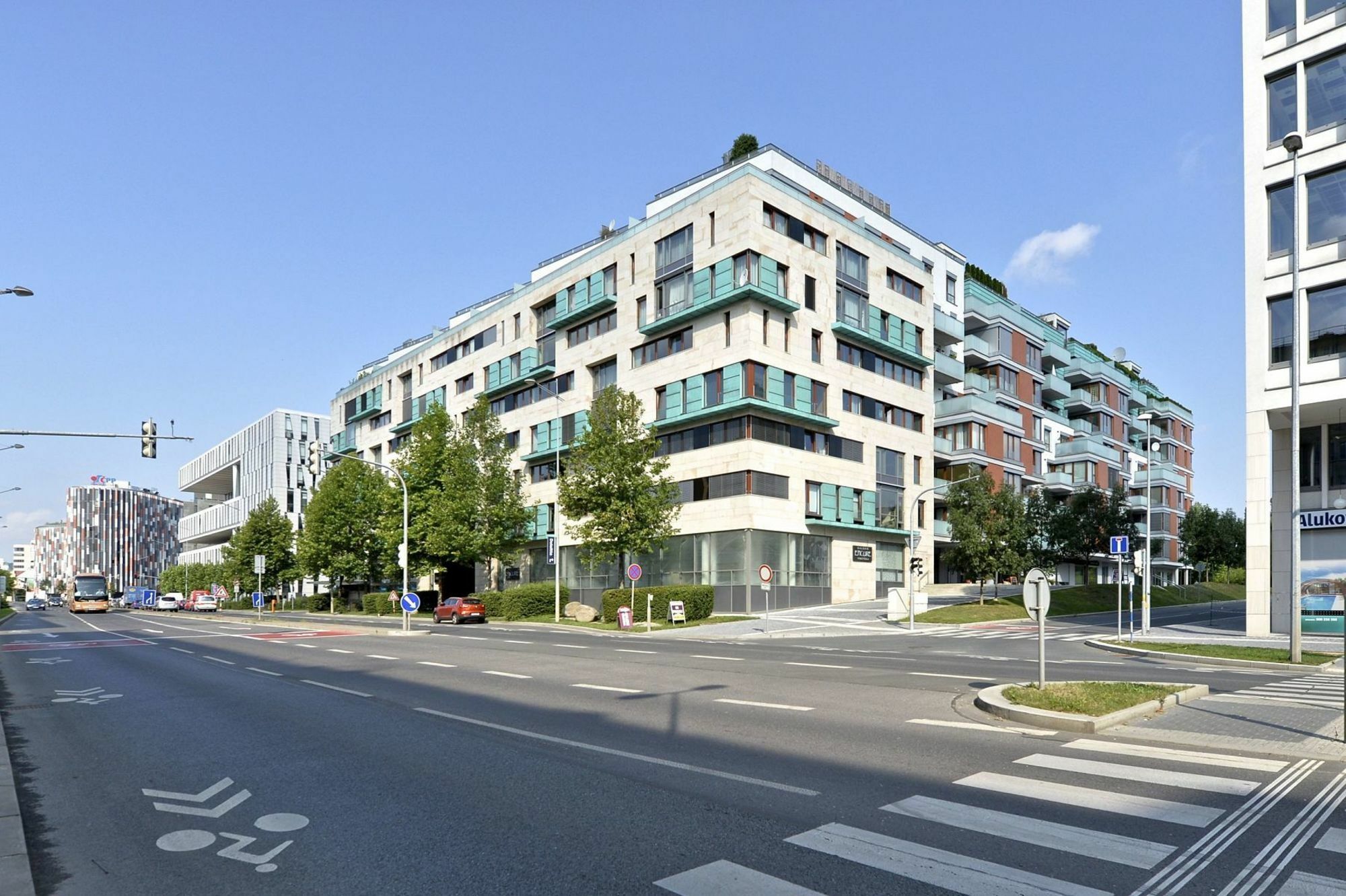 Luxury Apartment River Diamond Residence Prag Exterior foto